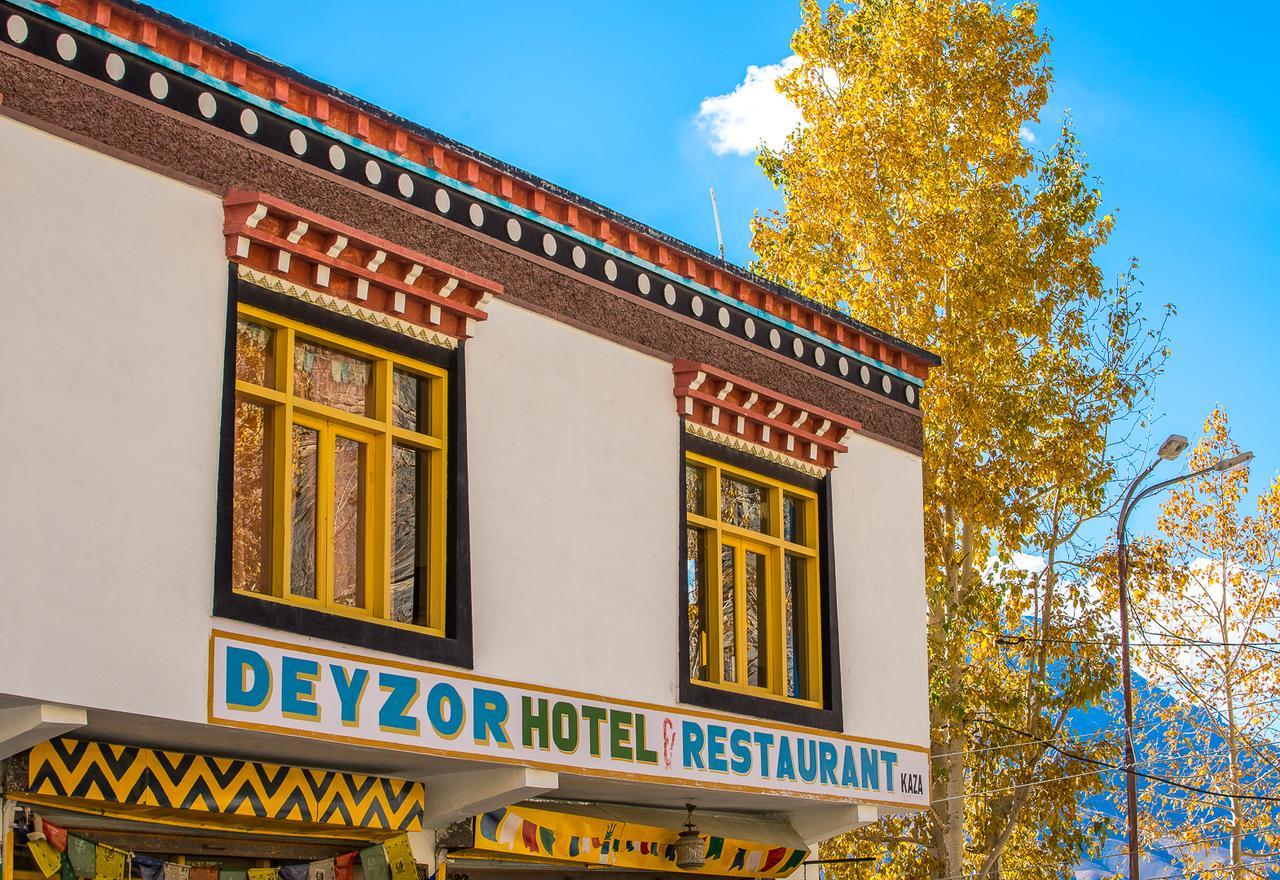 Hotel Deyzor Kaza Zewnętrze zdjęcie